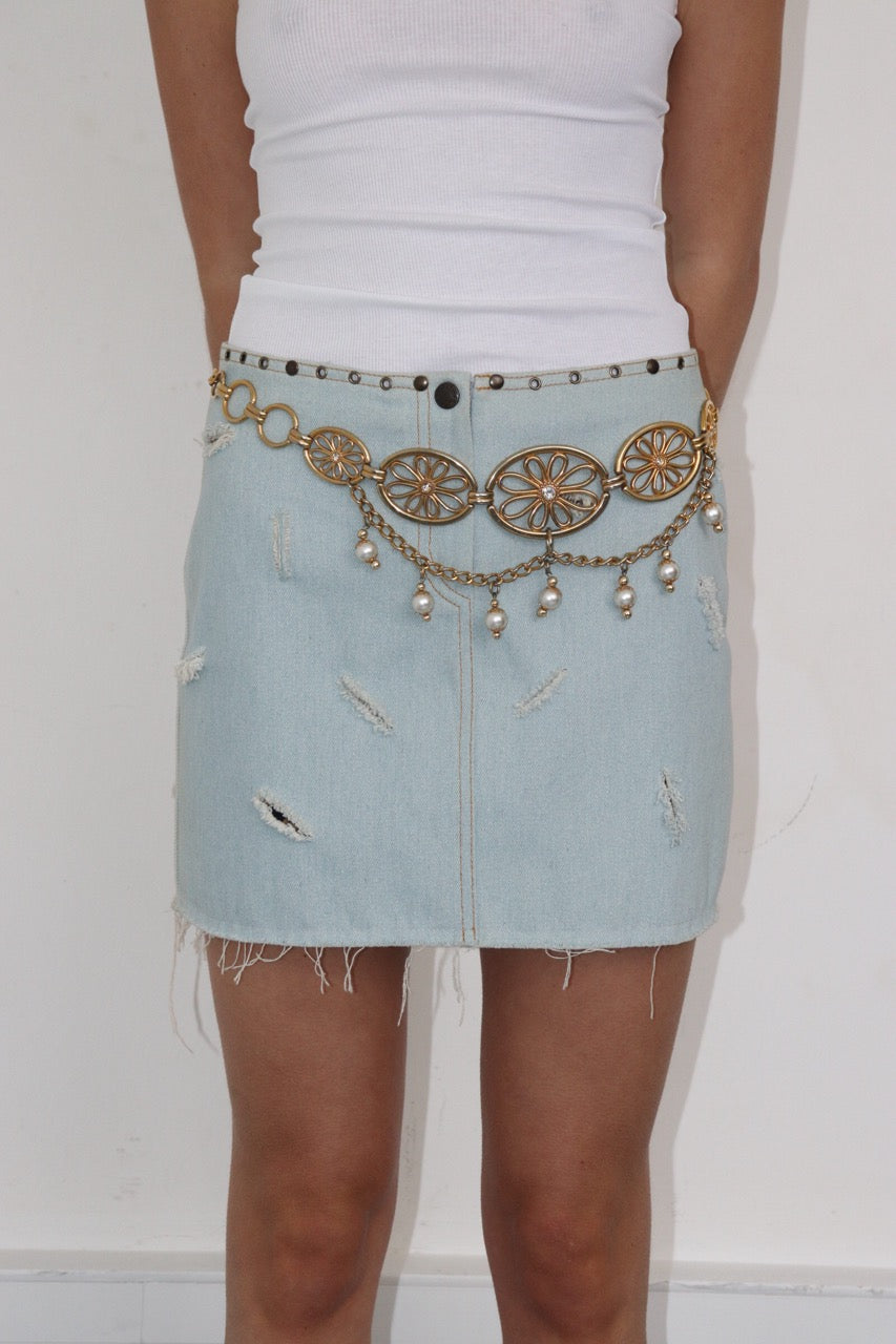 Flower and pearl chain belt